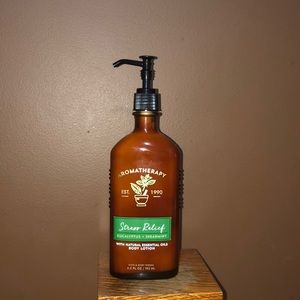 Bath & body STRESS RELIEF aromatherapy body lotion